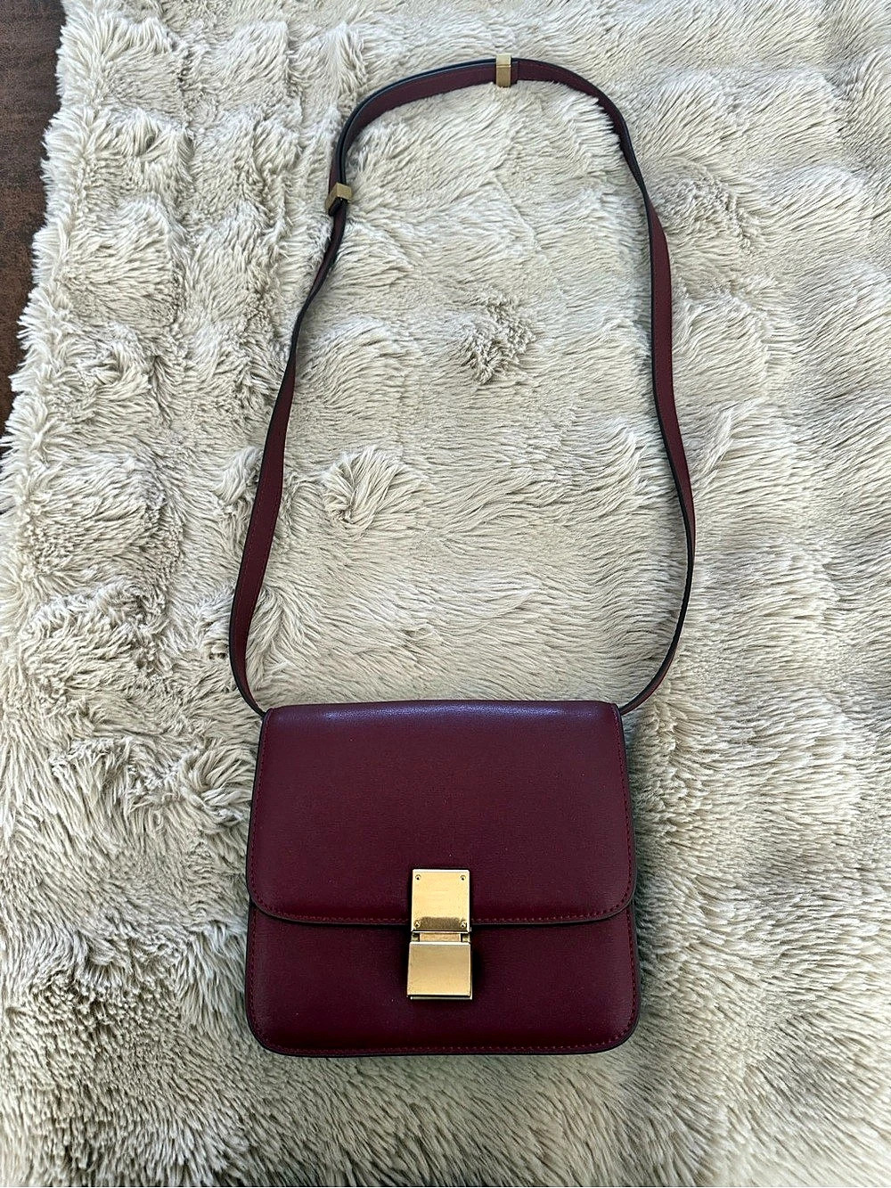 Faux Leather Classic Box Style Crossbody Bag in Burgundy